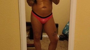 Ashley Parker Is Looking Real Tight!