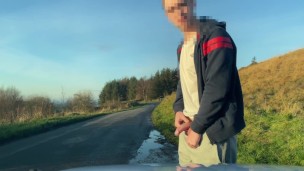**ALMOST CAUGHT** TEEN CUMMING ON PUBLIC ROAD