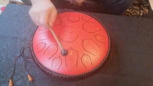 Bei der Musik kommt sie immer!!
