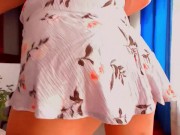 moving the ass without pantys 5/16