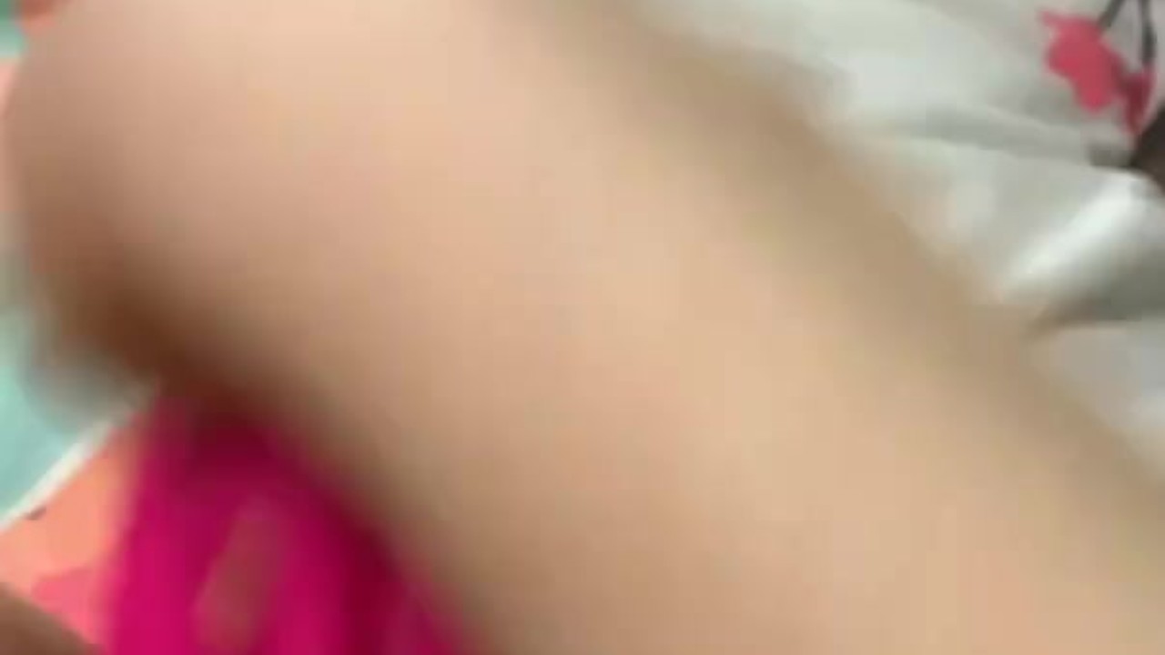 女子高生は授業後に自慰行為をします - RedTube