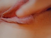 Watch me play with my pretty pussy