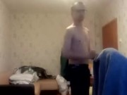 Трясу мизерной писькой под цоя он жыв 6/16