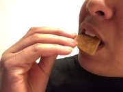 Just eating  - Screenshot 15 of 16 - Chips