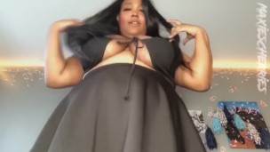TEASER THURSDAY! Kitty Maxie Notices you Looking up her Skirt!