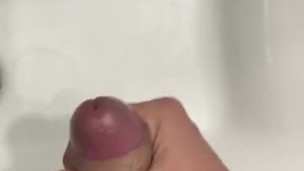 Horny Me - Twink huge cumshot in the bathroom 