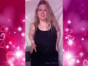 Autobiography of Nicki Minaj. Smeared lipstick with emotions. 6/16