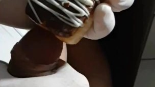 Cumming and filling an Éclair