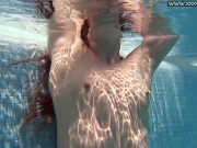 Swimming pool milf petite skinny babe Nicole Pearl 16/16