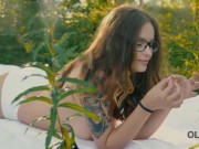 OLD4K. Instead of sunbathing winsome teen jumps on guys old fuckstick 3/16