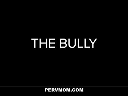 Hot Stepmom Vickie Brown Fucks Stepson's Bully - PervMom