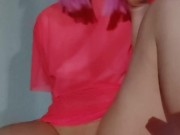 Милая малышка Lika сосет конфетку и играет со своей сладкой дырочкой 8/16