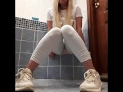 White leggings pee desperation 16/16