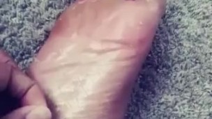 Feet feet