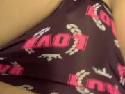 Hot little pussy gets wet 1/16