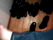 Артем ходит без носок