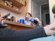 Игра правда или действие превратилась в траходром на кухне - lesbian_illusion 8/16