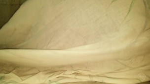 I like to masturbate every morning before getting up