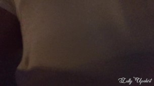 Рискованный публичный секс на набережной на виду у многоэтажного дома