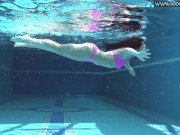 Underwater stripping and seducing by Jessica 9/16