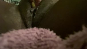 Juicy thick pussy massage 