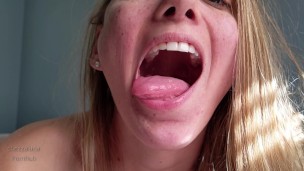 Tour of my drooly mouth