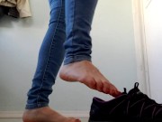 Hocking A Loogie and Spitting On My Smelly Jeans 11/16