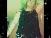 Working the shorts and my big sexy booty. I love to entertain you 12/16