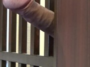 個人撮影　無修正　巨根　パイパンチンポを手コキフェラ　口内射精 5/16