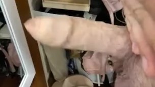 Soft to hard. Big uncircumcised dick. Who wants it? 