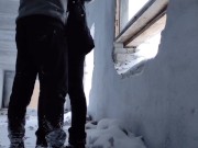 Трахнул подругу в заброшенном здании и кончил на нее 2/16