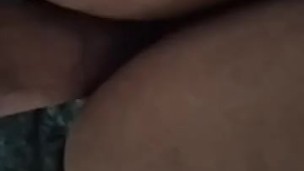 Penetrando mi húmedo coño????????