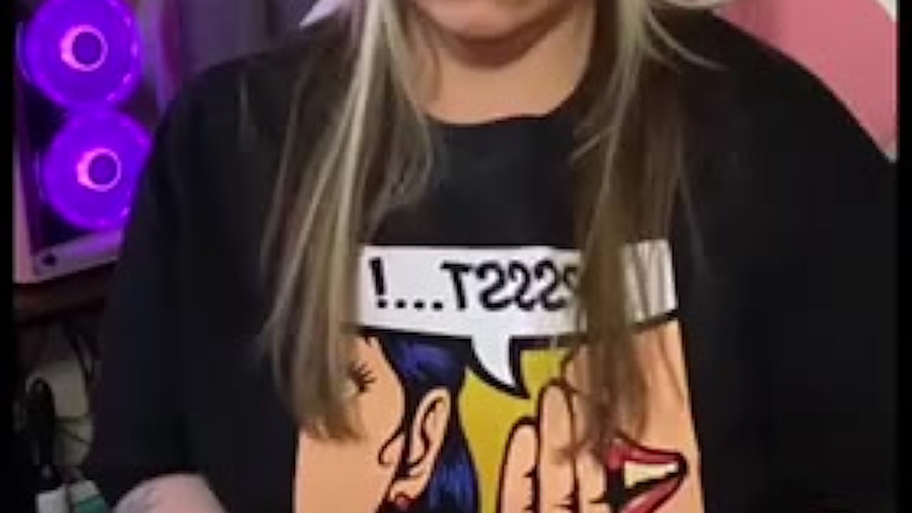 Busty Bbw slow-mo smoke & spit on tits! - Free Sex Video - RedTube