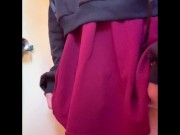 ふたなり私服女子〇生がトイレで気持ちよくオナニーしているところを盗撮！ - Screenshot 2 of 16 - Voyeur