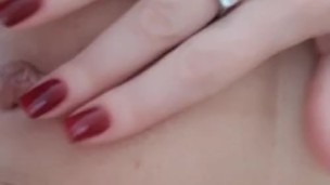 girl drizzles her letter дрочит писю и попу ждёт проникновение