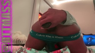 College Slut Strecthes Pussy with Dildo