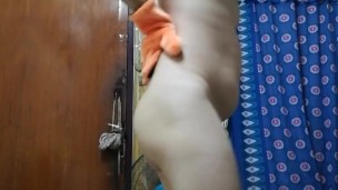 Good boy come to you.