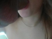 Freundin kam zu Besuch für einen Blowjob