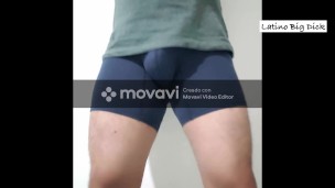 Increíble como le crece la polla con extensor
