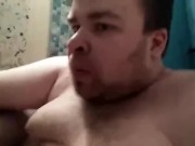 Артем кайфует от лизания своих ног и дрочит ногами self suck autofellatio self footjob