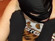 Вылизывает мои грязные ноги 1/16