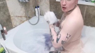 Bath time with me 