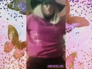 Living my best life. Creating content, dressing up, and on one. 9/16