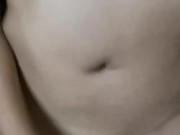 Joven latina de 18 años se excita cuando la masturbo y le encanta mi gran polla gruesa 10/16