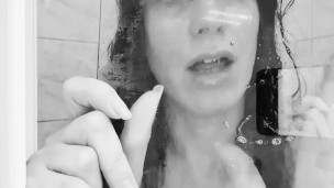 Femdom Wet Kisses - spit & lip fetish