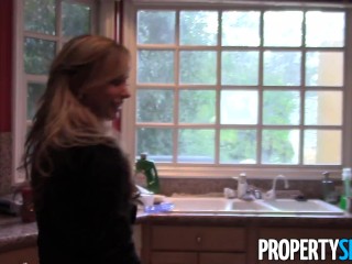 PropertySex Delightful Real Estate Agent Makes Sex Video With Potential Homebuyer