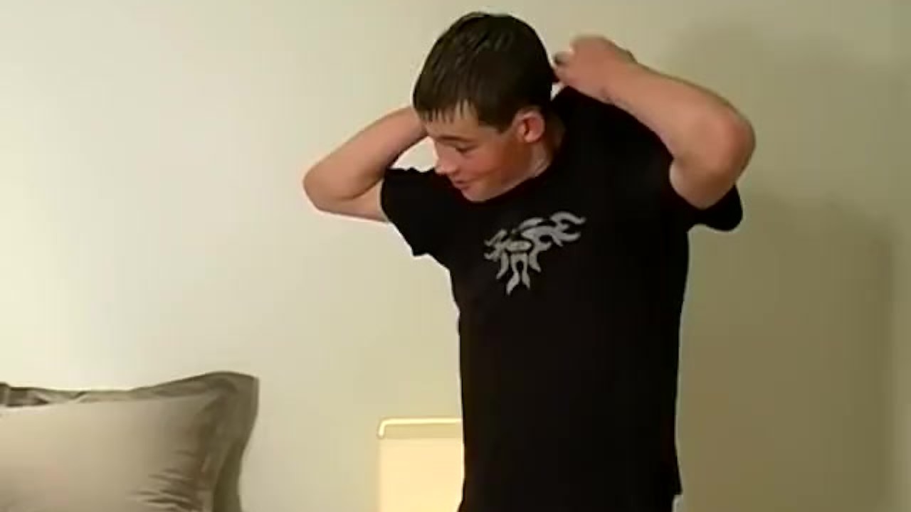 Lovely British twink Shaun plays with his hairy dick solo - Free Sex Video - RedTube
