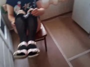 ЖЕНА ДРУГА ПРОИГРАЛА СПОР И БЫЛА ЖЕСТКО ТРАХНУТА  САМЦОМ 12/16