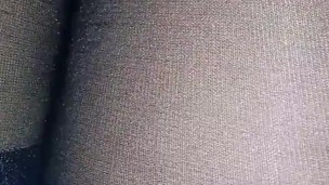la vecina tiene antojo y se viste como putita