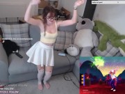 CUTE TWITCH STREAMER GIRL DANCING TO SHAKIRA (SHYPHOEBE) 11/16